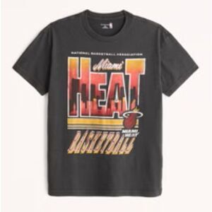 Abercrombie & Fitch Miami Heat Graphic Relaxed Tee Men's S T-Shirt NWT
